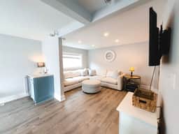 Charming Hyannis 3 Bed 2 Bath - Image 2