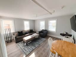 WaterAccess 5-Bed 2-Bath Retreat - Image 4