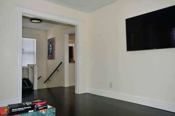 Modern Three Bedroom Condo - Near Boston - Image 5