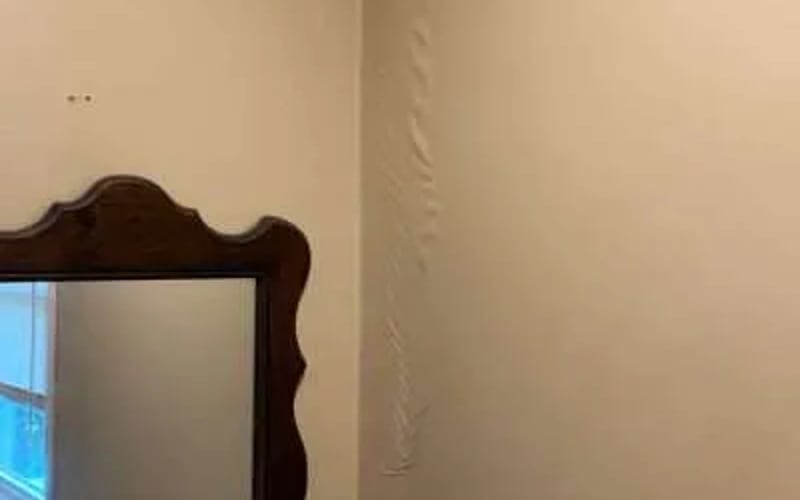 Wall peeling Saugus