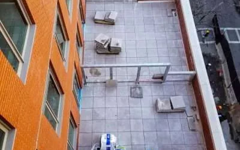 Rooftop block deck build